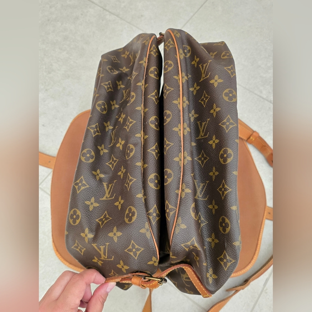 Louis Vuitton Brown Monogram Men's Messenger Bag AR0941 (READ) - Picture 15 of 17